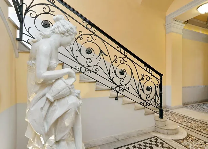 Vittoria Colonna Apartment